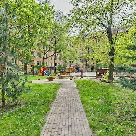 Comfortable 50m2, 2br In The Center Apartment